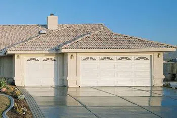 Master Garage Door Service Pearl River, NY 845-377-5599 - garage-gdr-17m